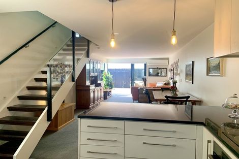 Photo of property in 2/136 Sherborne Street, St Albans, Christchurch, 8014