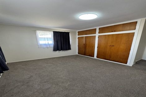 Photo of property in 1/15 Mcleod Road, Henderson, Auckland, 0612