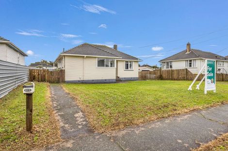 Photo of property in 12 Mcguire Street, Hawera, 4610