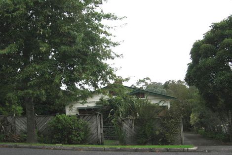 Photo of property in 67 Woodglen Road, Glen Eden, Auckland, 0602