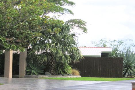 Photo of property in 14 Broman Place, Half Moon Bay, Auckland, 2012