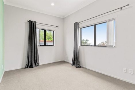 Photo of property in 11/46 Carlos Drive, Flat Bush, Auckland, 2016