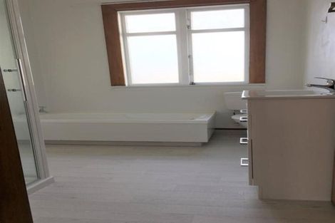 Photo of property in 25 Caledonia Street, Miramar, Wellington, 6022