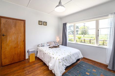 Photo of property in 6 South Featherston Road, South Featherston, Featherston, 5771