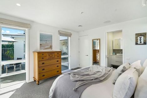 Photo of property in 24 Motuora Road, Manly, Whangaparaoa, 0930