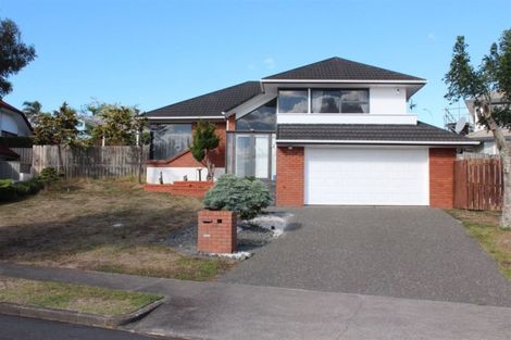 Photo of property in 32 Currell Way, Somerville, Auckland, 2014