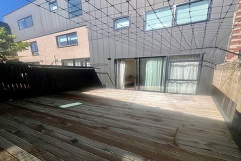 Photo of property in 10 Rara Lane, Manukau, Auckland, 2104