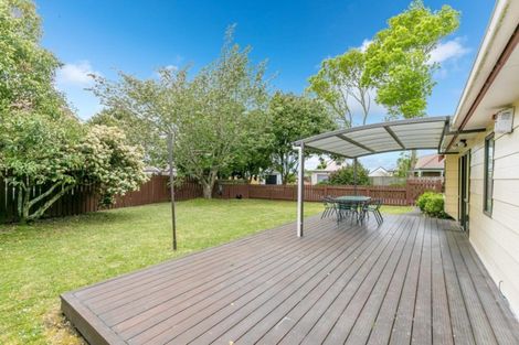 Photo of property in 9 Caulfield Green, Nawton, Hamilton, 3200