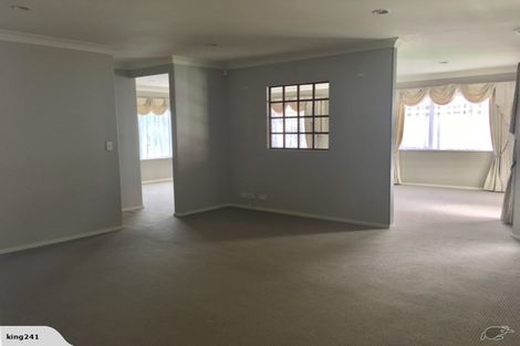 Photo of property in 38 Baverstock Road, Flat Bush, Auckland, 2016