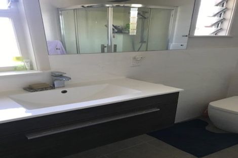 Photo of property in 145 Hutchinsons Road, Bucklands Beach, Auckland, 2014