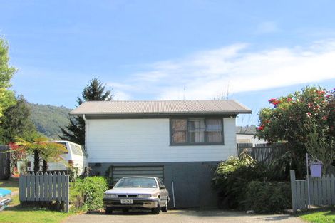 Photo of property in 8 Adam Place, Mangakakahi, Rotorua, 3015
