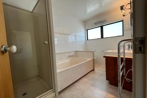 Photo of property in 69 Aberdeen Road, Castor Bay, Auckland, 0620