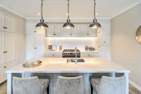 Photo of property in 6 Francesco Drive, Karaka, Papakura, 2113