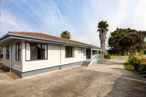 Photo of property in 86 Eversham Road, Mount Maunganui, 3116