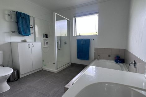 Photo of property in 10 Aberley Road, Schnapper Rock, Auckland, 0632