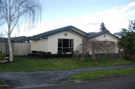 Photo of property in 1 Chatswood Place, Rototuna, Hamilton, 3210