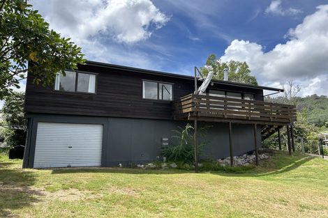 Photo of property in 17 Marina Terrace, Kinloch, Taupo, 3377