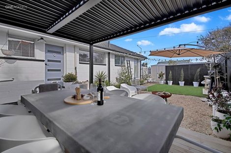 Photo of property in 84 Pacific Road, North New Brighton, Christchurch, 8083