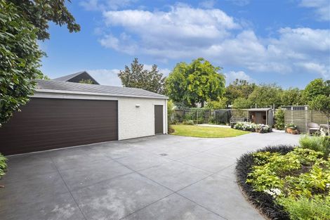 Photo of property in 150 Clyde Road, Burnside, Christchurch, 8053