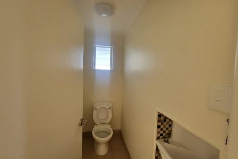 Photo of property in 29 Sycamore Drive, Sunnynook, Auckland, 0620