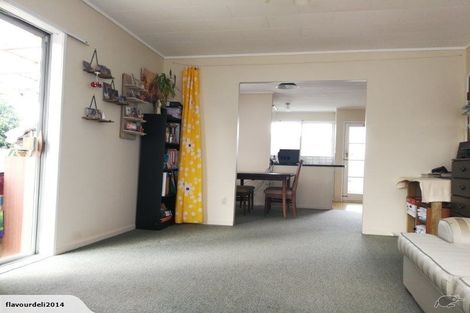 Photo of property in 58 Allington Road, Karori, Wellington, 6012