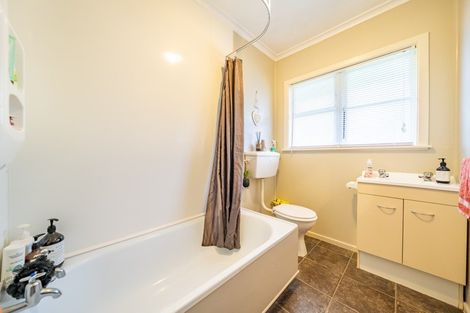 Photo of property in 8b Exchange Street, Ebdentown, Upper Hutt, 5018