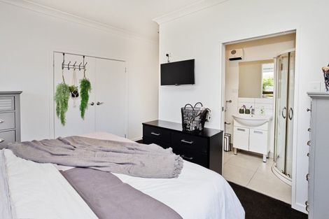 Photo of property in 144 Centre Street, Heidelberg, Invercargill, 9812