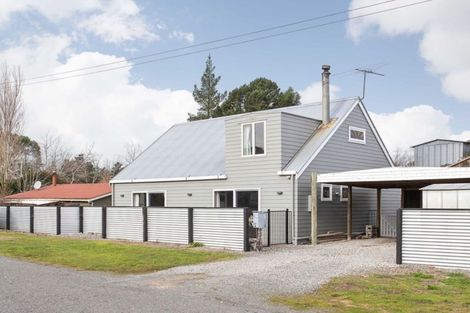 Photo of property in 12b Rinaldi Avenue, The Pines Beach, 7630