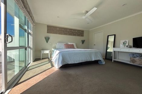 Photo of property in 242 Papamoa Beach Road, Papamoa Beach, Papamoa, 3118