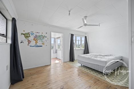 Photo of property in 109 Hurndall Street East, Maungaturoto, 0520