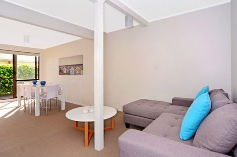 Photo of property in 1/198 Verbena Road, Birkdale, Auckland, 0626