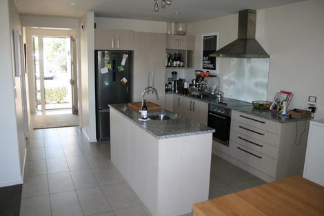 Photo of property in 9b Pavilion Crescent, Hillmorton, Christchurch, 8024