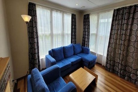 Photo of property in 10 York Place, Cannons Creek, Porirua, 5024