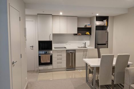 Photo of property in Nouvo Apartments, 2h/21 Rugby Street, Mount Cook, Wellington, 6021