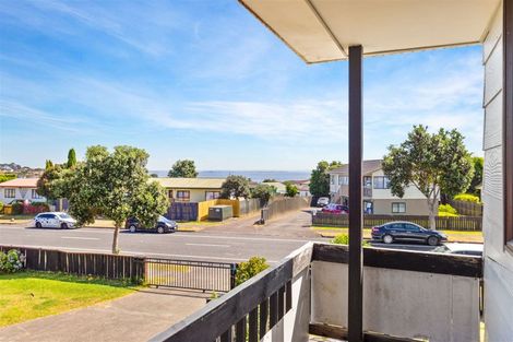 Photo of property in 132 Finlayson Avenue, Clendon Park, Auckland, 2103