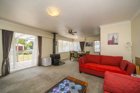 Photo of property in 8 Lambert Street, Marton, 4710