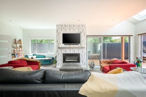 Photo of property in 27 Devon Street, Sydenham, Christchurch, 8023