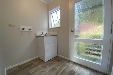 Photo of property in 35 Old Coach Road, Johnsonville, Wellington, 6037