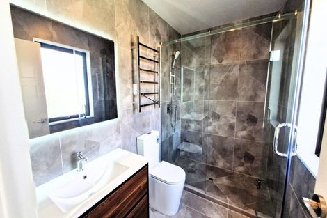 Photo of property in 90c Moire Road, Massey, Auckland, 0614