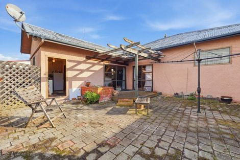 Photo of property in 55 Royal Crescent, Saint Kilda, Dunedin, 9012