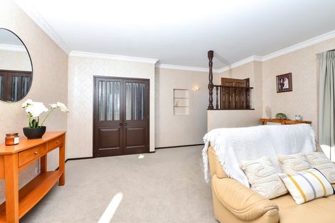 Photo of property in 16 Cattanach Street, St Andrews, Hamilton, 3200