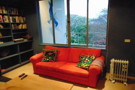 Photo of property in 8 Rutland Street, Picton, 7220