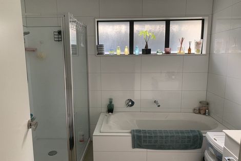 Photo of property in 7 Irving Place, Hobsonville, Auckland, 0616