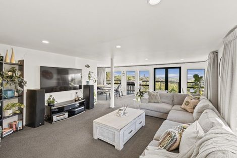 Photo of property in 106 Mount View Road, Bastia Hill, Whanganui, 4500