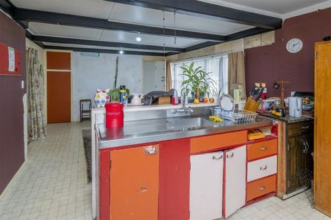 Photo of property in 862 Hokio Beach Road, Hokio Beach, Levin, 5571