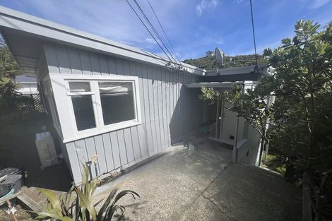 Photo of property in 94 Karepa Street, Brooklyn, Wellington, 6021