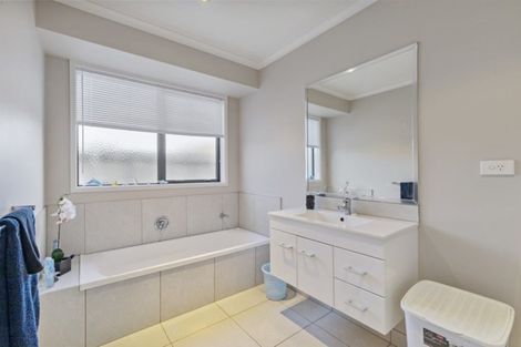 Photo of property in 238 Grandview Road, Western Heights, Hamilton, 3200