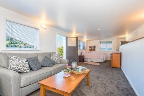 Photo of property in 3 Aspen Grove, Maungaraki, Lower Hutt, 5010