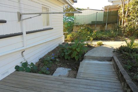 Photo of property in 7 Ferrymead Terrace, Ferrymead, Christchurch, 8081
