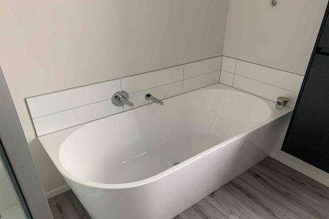 Photo of property in 4 Edenmore Terrace, Fitzherbert, Palmerston North, 4410